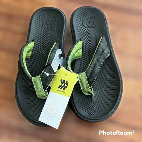 All in Motion Sterling Sandals Green Camo 3 - Picture 4 of 4